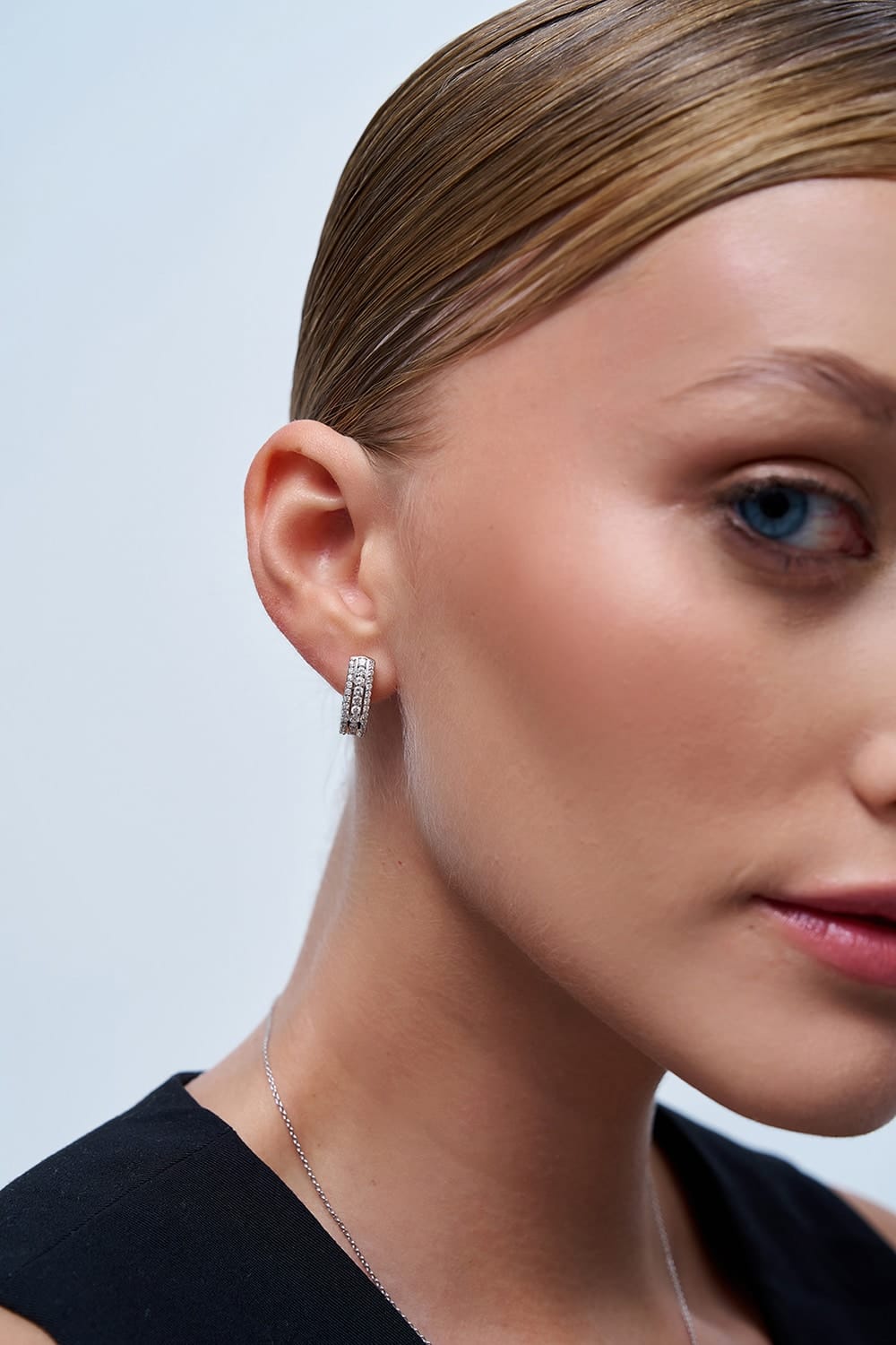 0.90 Karat IDL Sertifikalı Tasarım Pırlanta Küpe