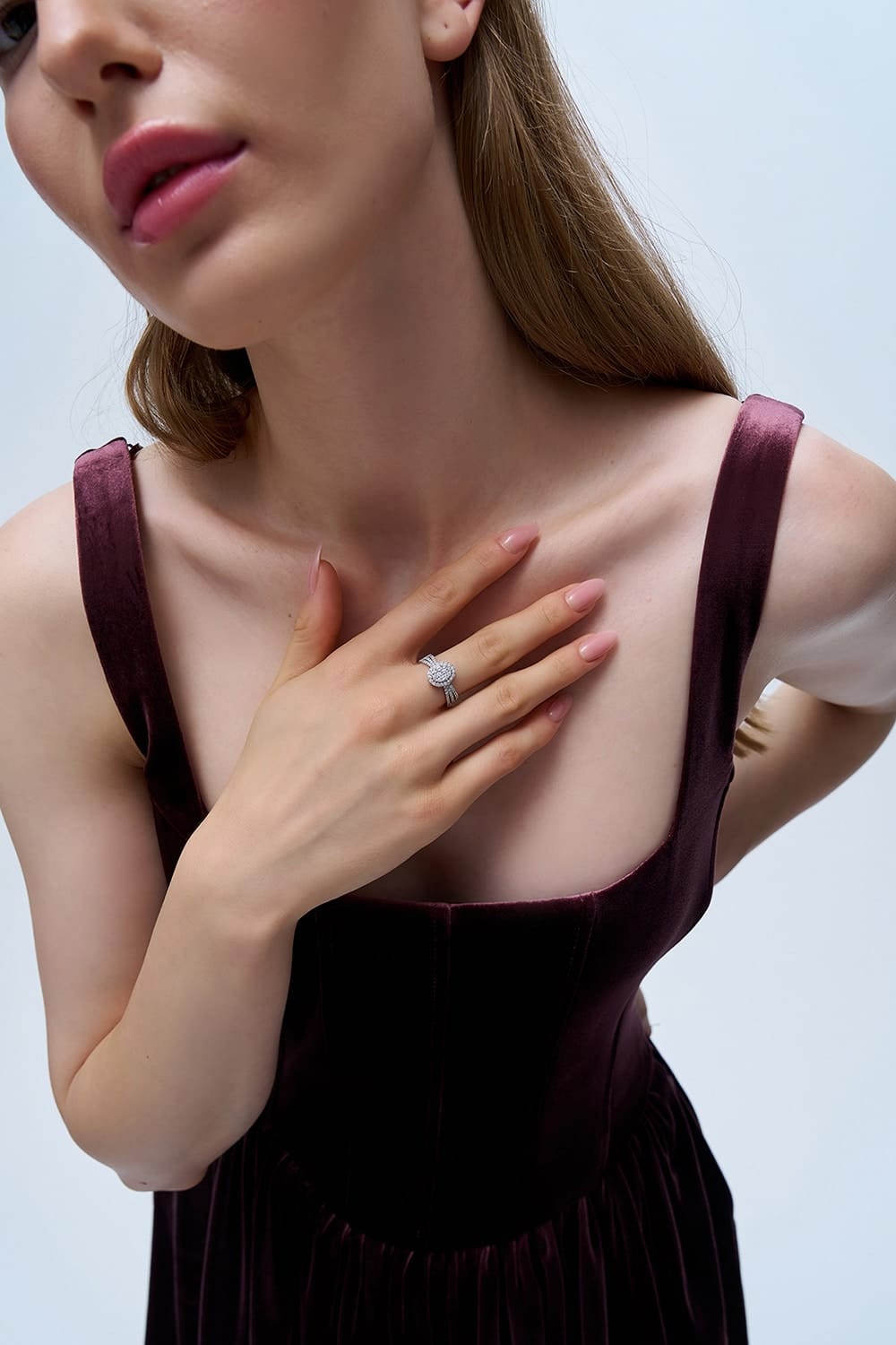 0.75 Karat IDL Sertifikalı Tasarım Pırlanta Coronet Yüzük