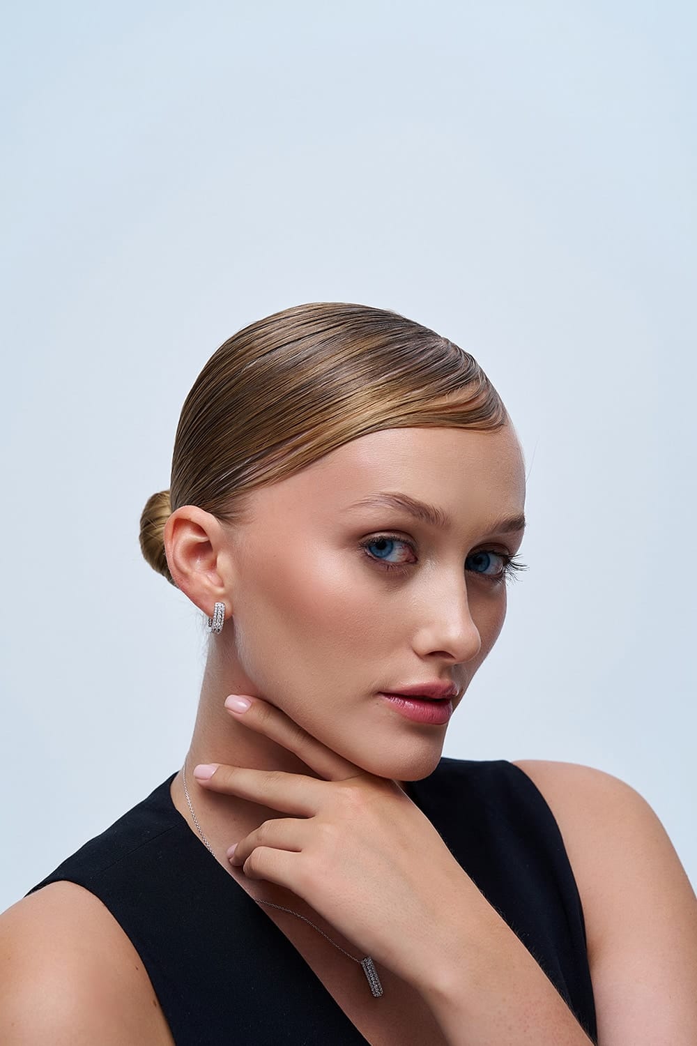 0.90 Karat IDL Sertifikalı Tasarım Pırlanta Küpe