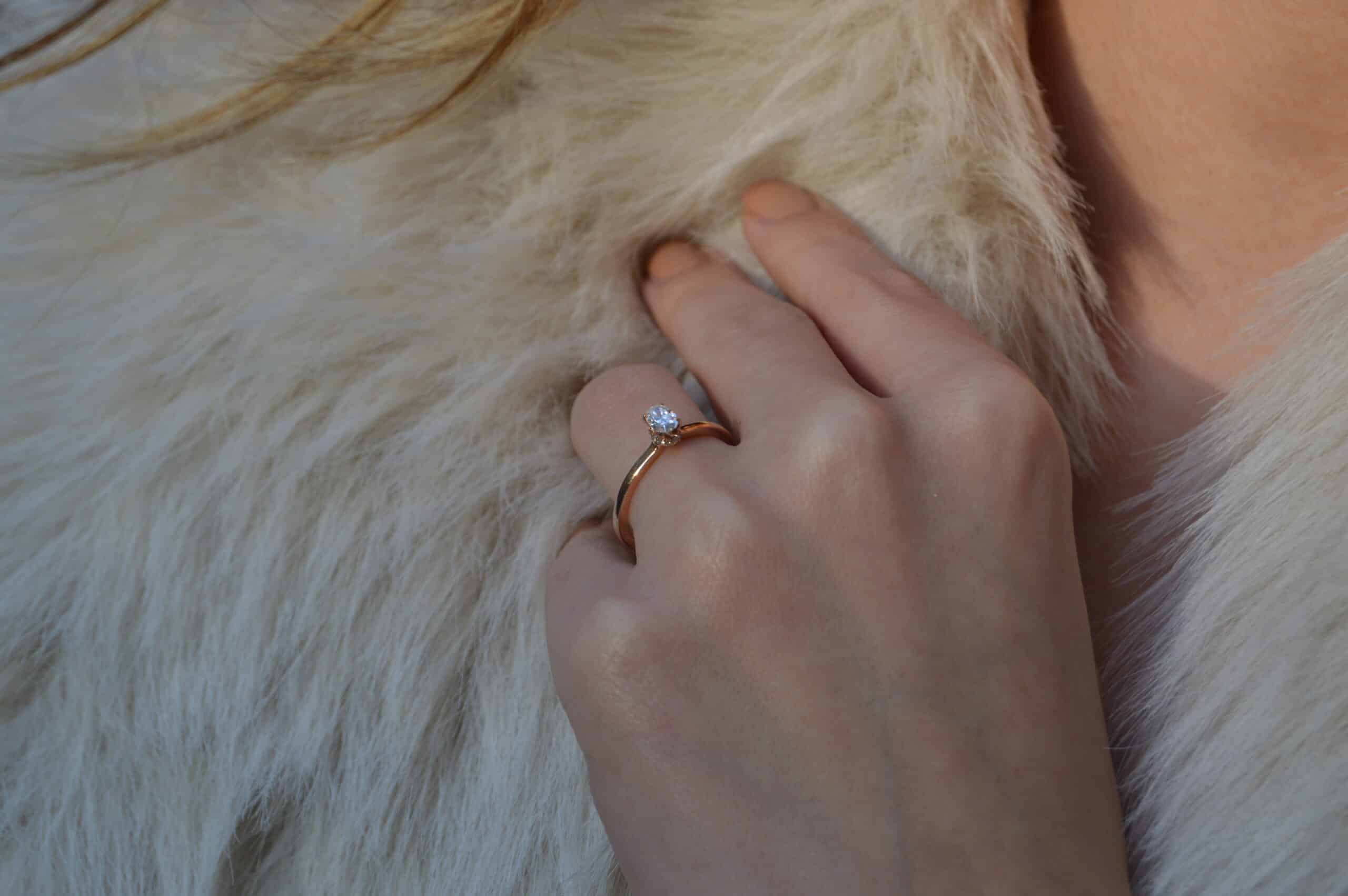 0.40 Karat IDL Sertifikalı Oval Rose Tektaş Pırlanta Yüzük