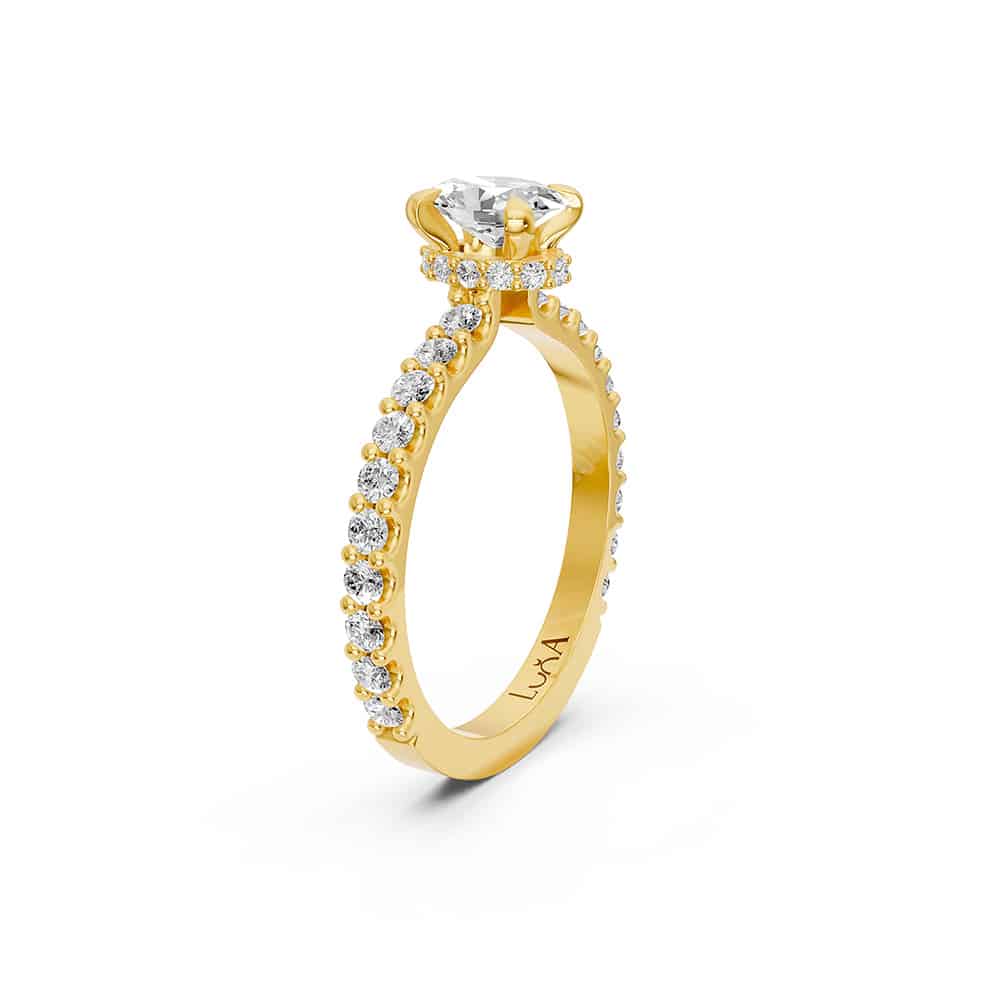 1.21 Karat HRD SERTİFİKALI Oval Pırlanta Yüzük