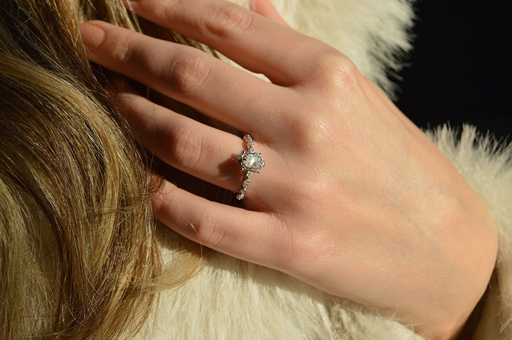 0.46 Karat IDL Sertifikalı Oval Pırlanta Yüzük