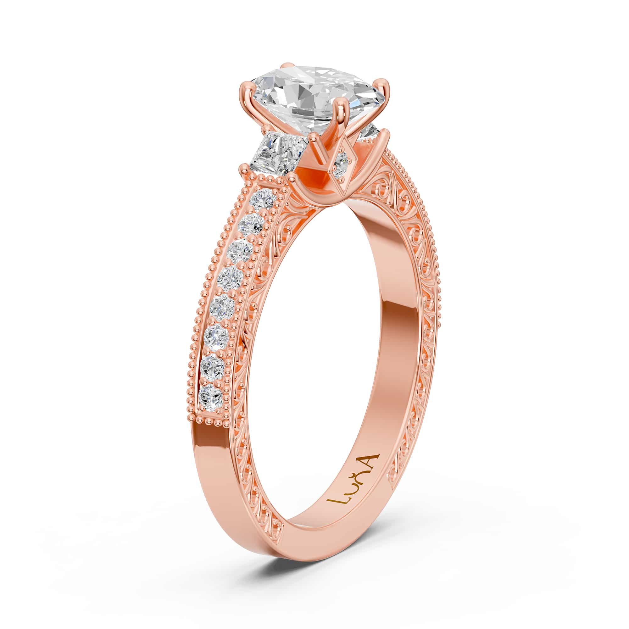 1.46 Karat HRD Sertifikalı Özel Tasarım Oval Pırlanta Yüzük