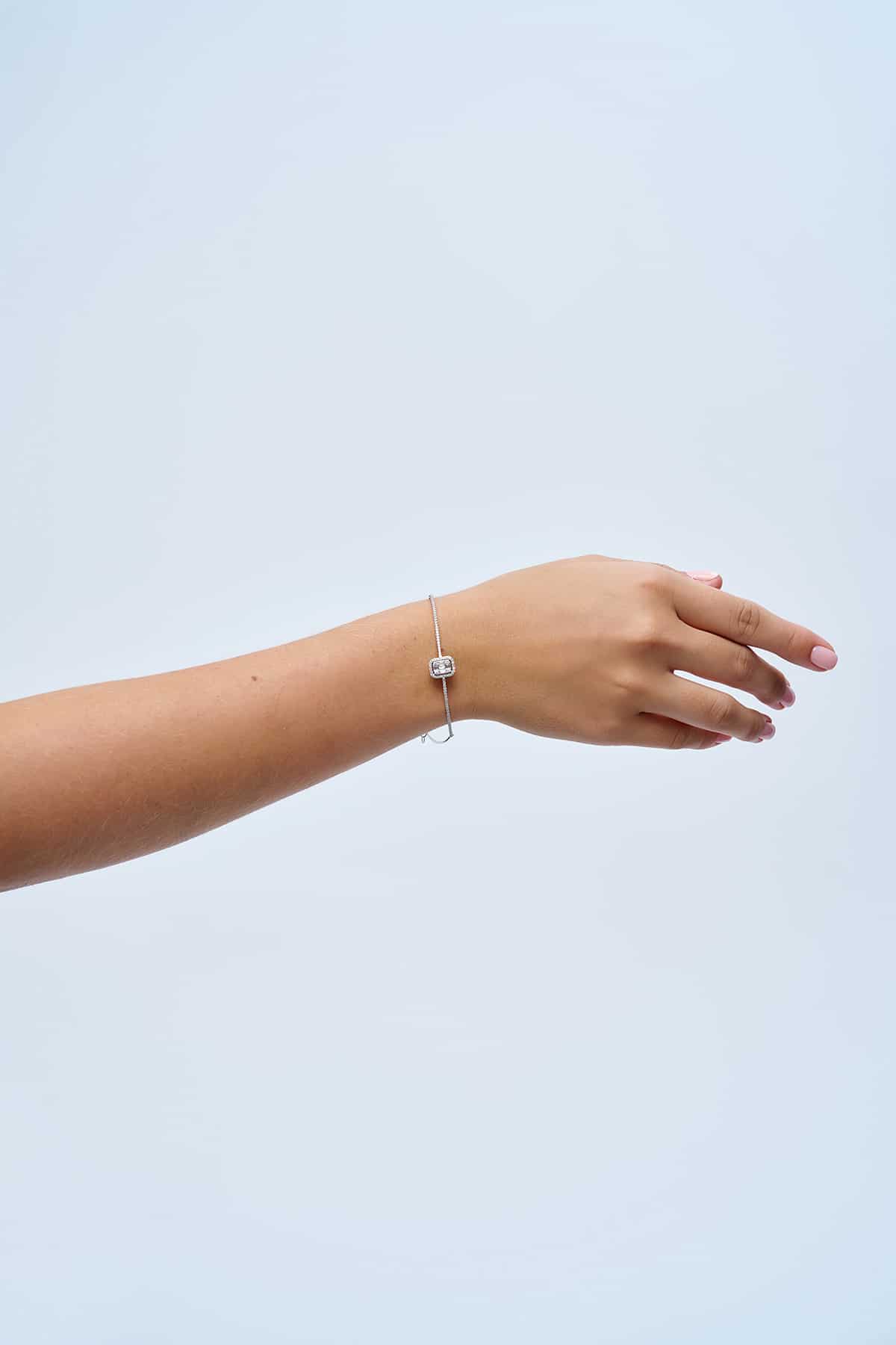 0.72 Karat IDL Sertifikalı Pırlanta Baget Bileklik