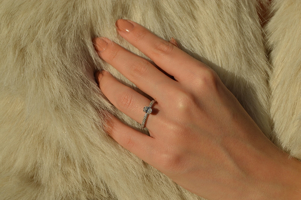 1.31 Karat IDL SERTİFİKALI Oval Pırlanta Yüzük