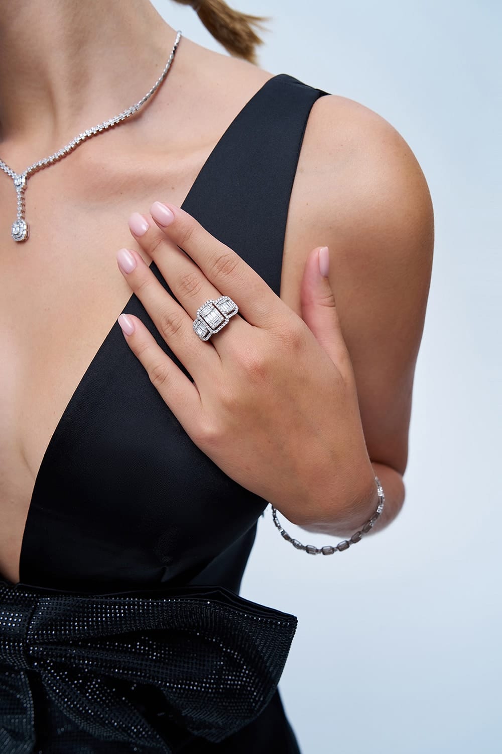 1.40 Karat IDL Sertifikalı Pırlanta Baget Yüzük