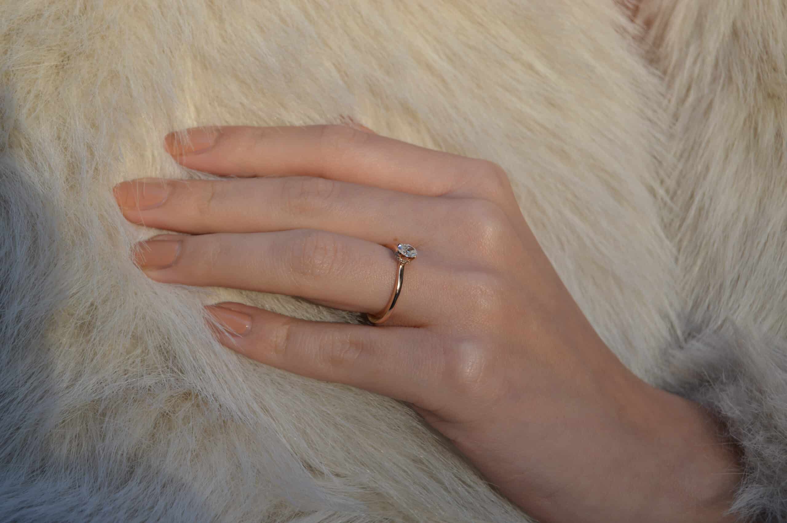 0.40 Karat IDL Sertifikalı Oval Rose Tektaş Pırlanta Yüzük