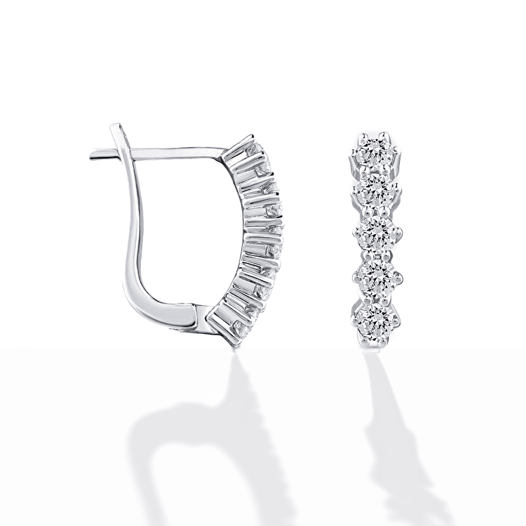 0.80 Karat IDL Sertifikalı Beştaş Küpe